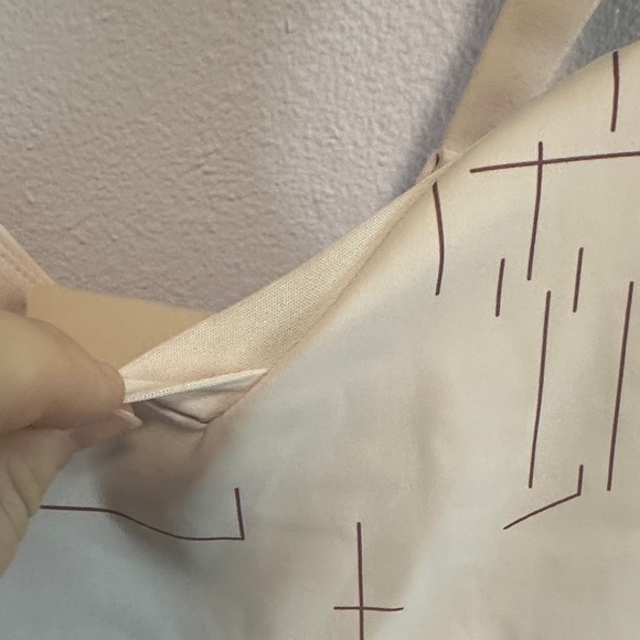 Brooks Sports Bra - Picture 5 of 10